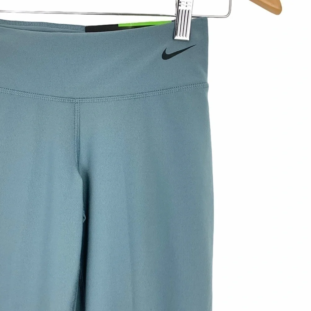 New! Nike Girls Capri Blue Pant
